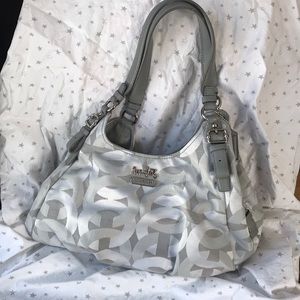 Large silver grey COACH bag. Excellent condition